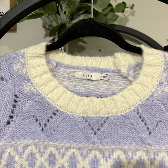 Lush Pastel Knit Sweater size medium - Picture 5 of 7